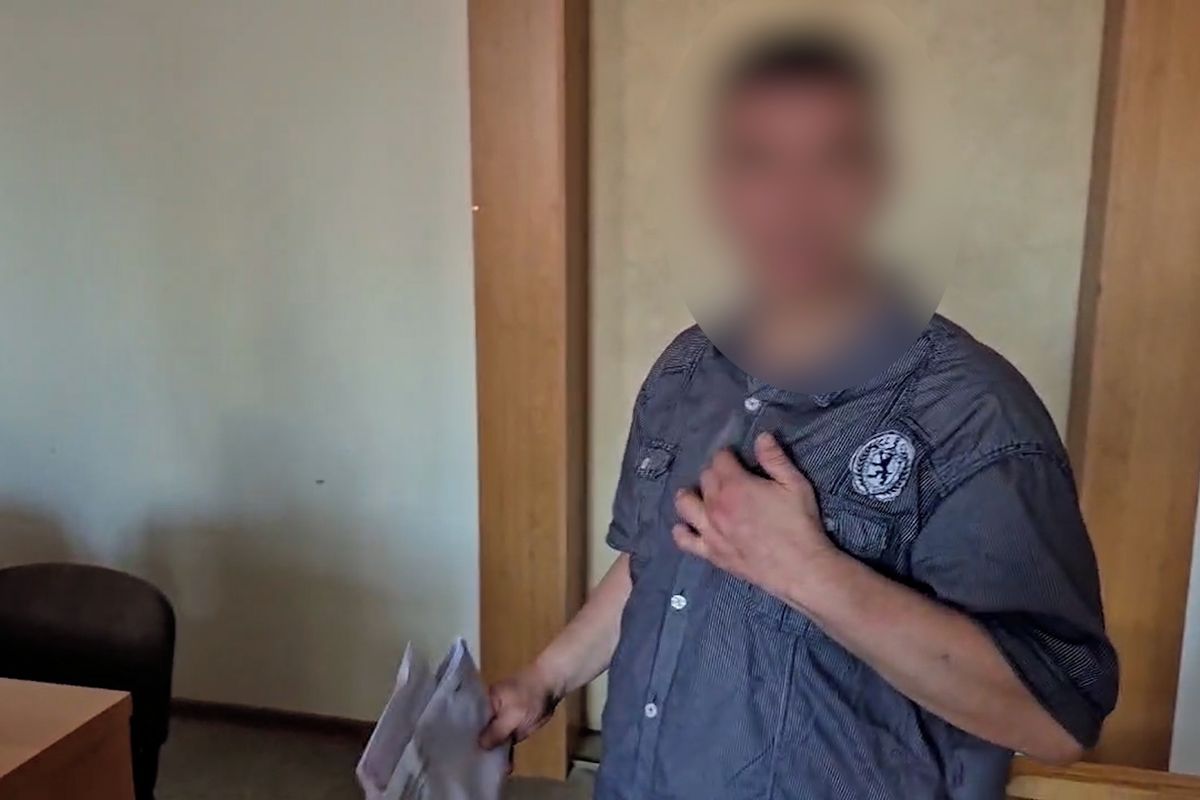 „Byl jsem takovej hajzl,“ přiznal pedofil, který znásilňoval malé synovce