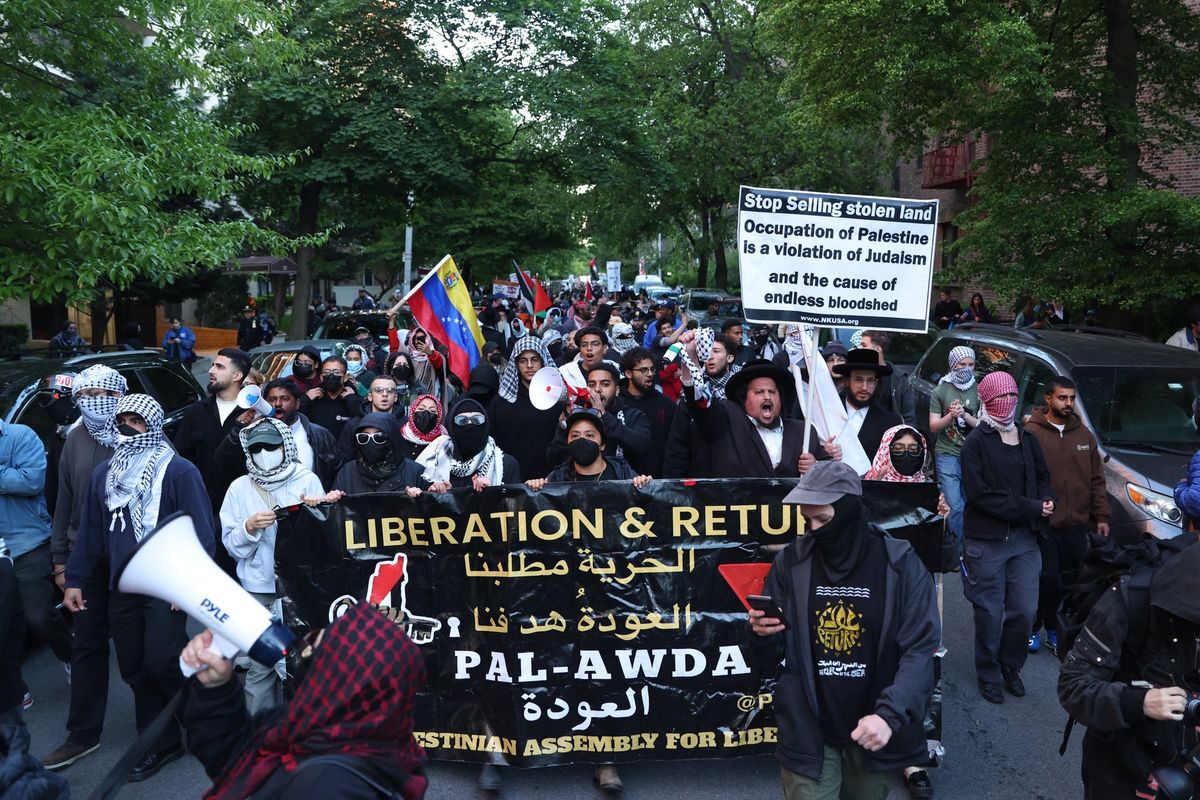 Propalestinští aktivisté protestovali v židovské části Brooklynu. Došlo na šarvátky