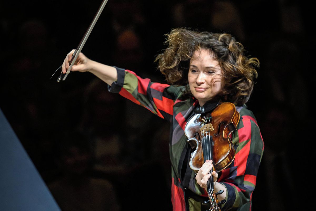 Recenze: Houslová show Patricie Kopatchinské