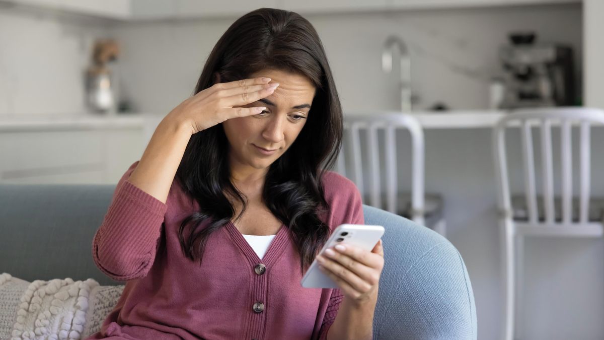 Proč se mnozí čtyřicátníci děsí telefonátů od rodičů? S nevděčností to nesouvisí