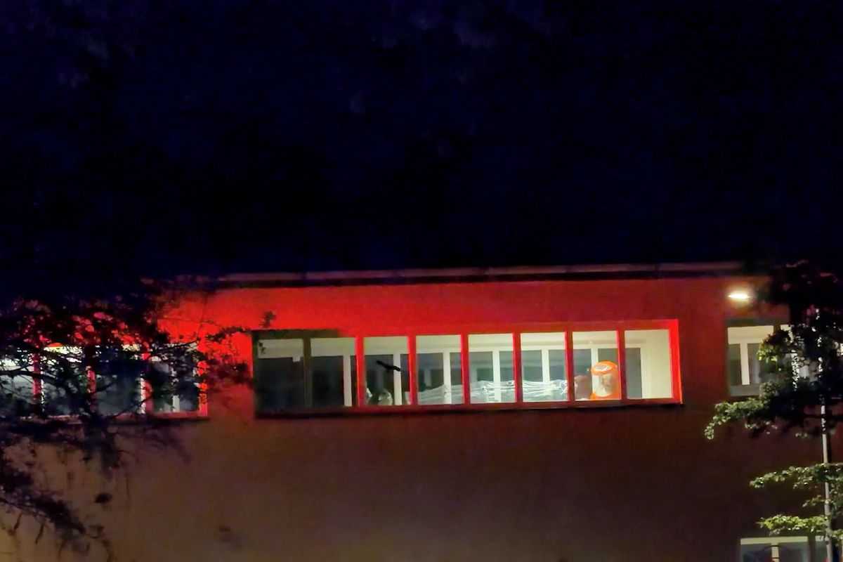 Americký lékař izolovaný na Bulovce je vděčný za péči, píše WP