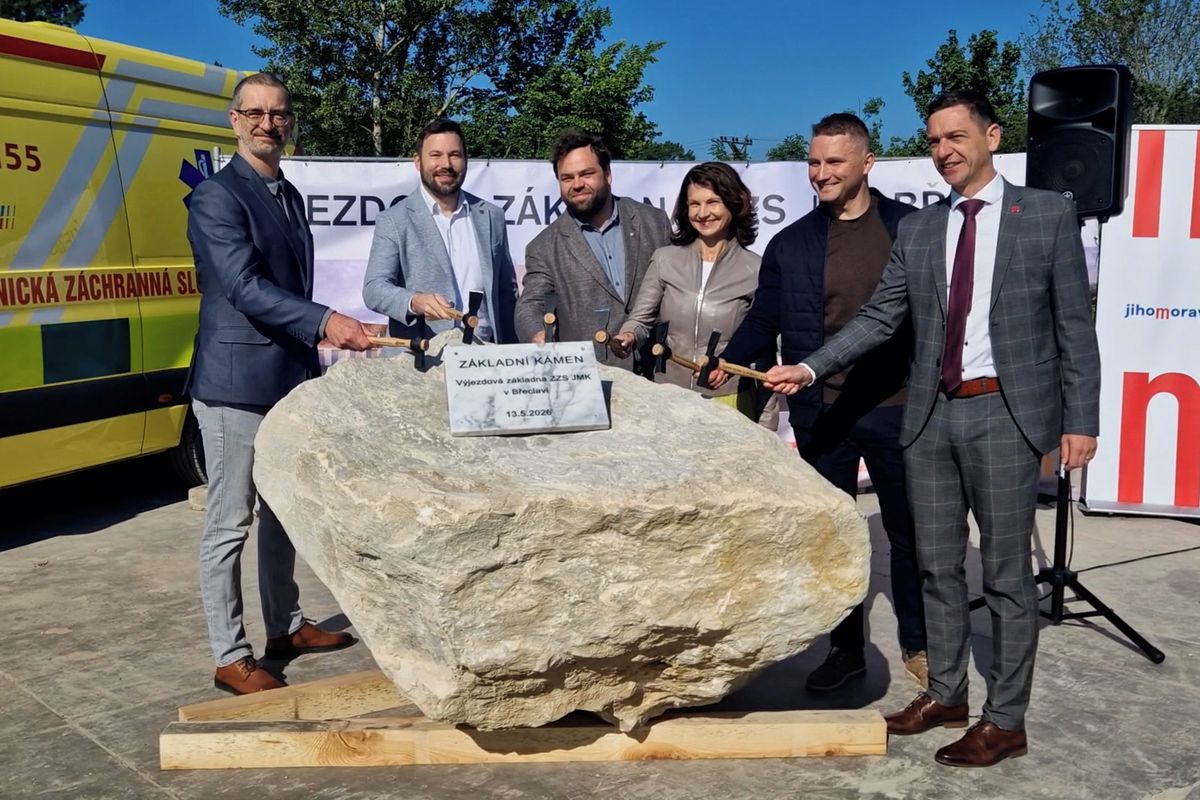 Fasáda jako z Minecraftu. Záchranáři v Břeclavi staví nové výjezdové stanoviště