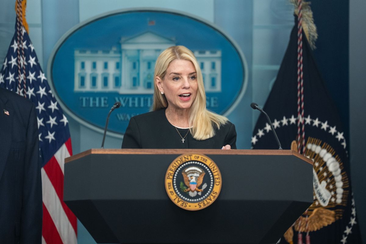 Trumpem vyhozená ministryně Bondiová má rakovinu