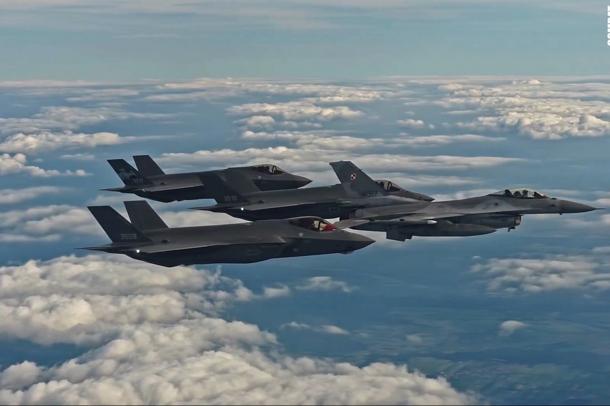 Poláci už mají k dispozici první tři stíhačky F-35