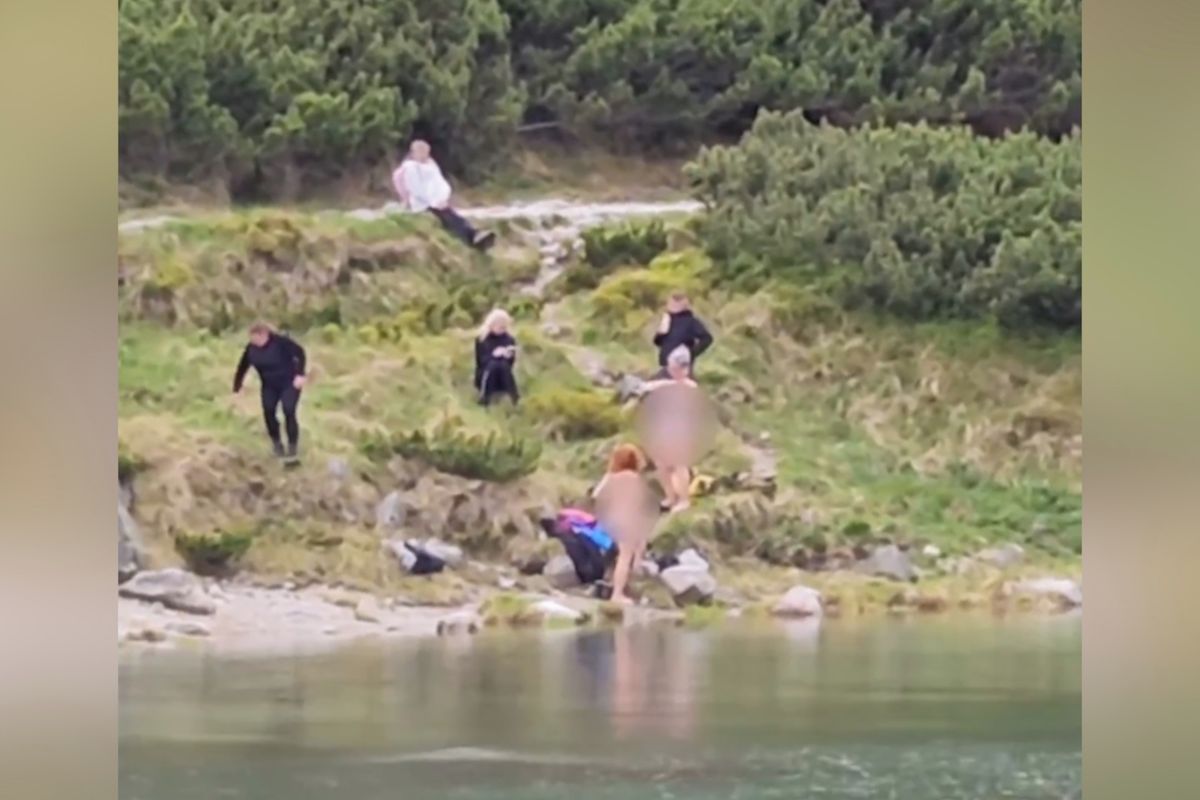 České turistky se nahé otužovaly v chráněném jezeře v Tatrách, čeká je tučná pokuta