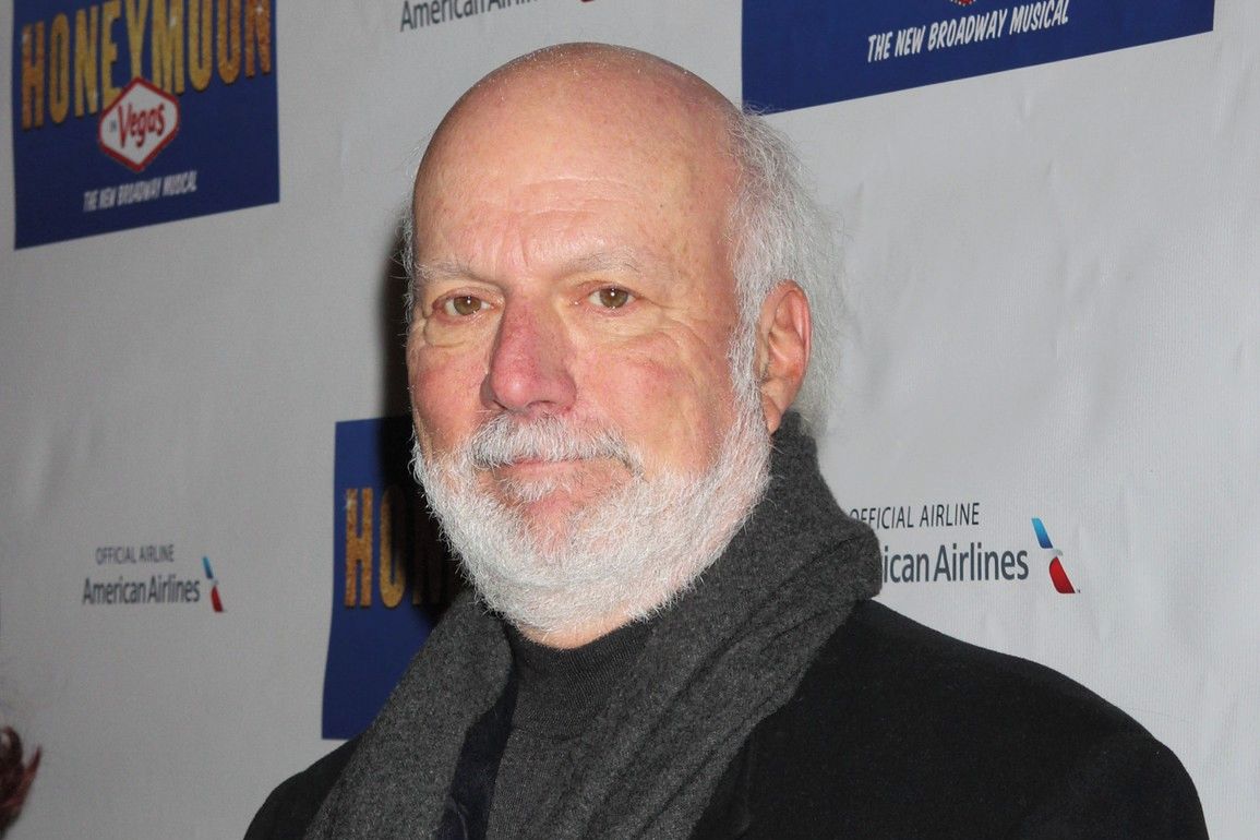 Zemřel James Burrows