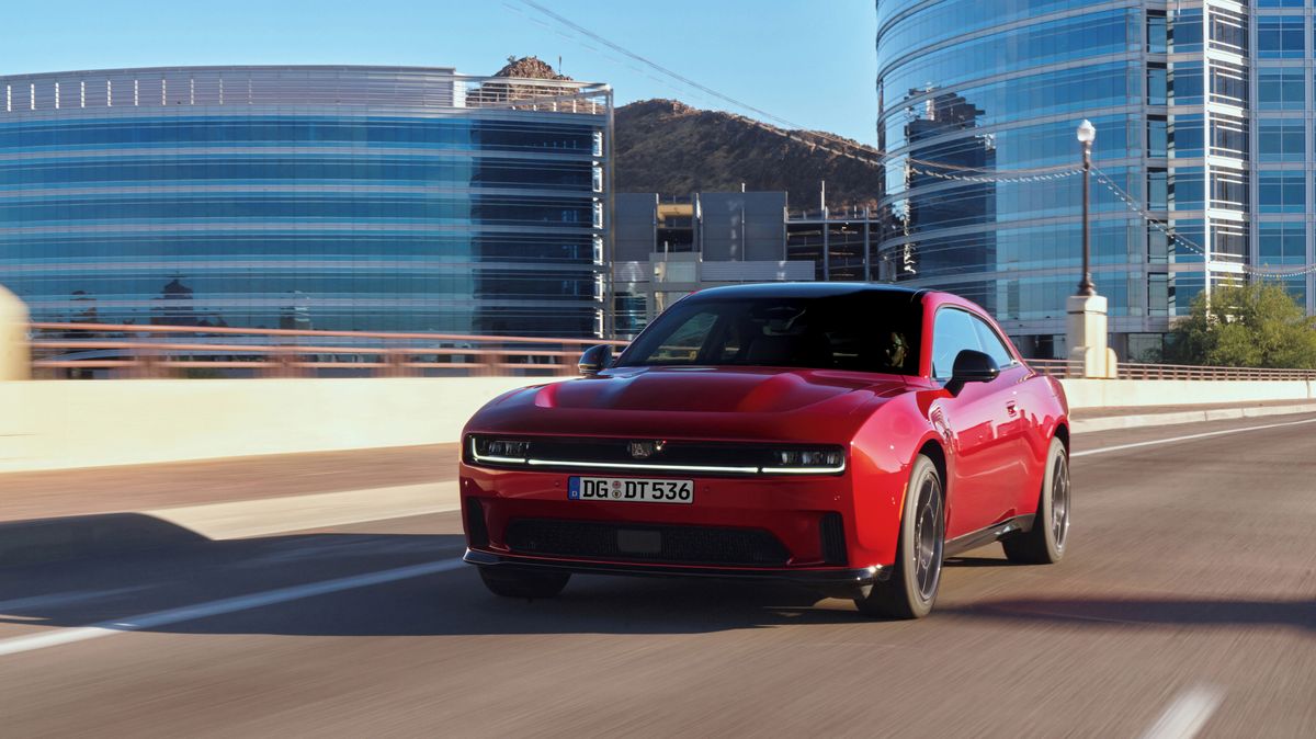 Dodge Charger míří do Evropy, nabídne šestiválec i elektromotor