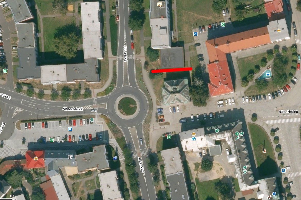 V centru Krnova byla surově napadena desetiletá dívka