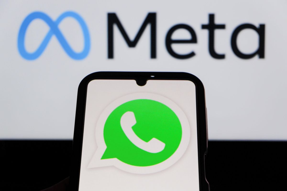 Evropská komise nařídila Metě obnovit bezplatný přístup AI konkurence k WhatsAppu