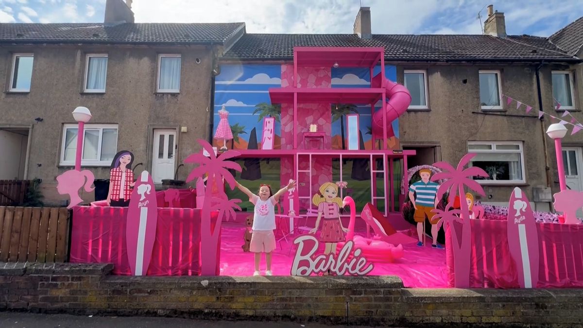 Barbie dům v životní velikosti: Skotská maminka proměnila domov v růžový sen za 145 tisíc korun