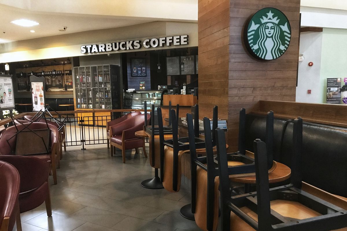 Starbucks v Jižní Koreji kvůli skandálu na půl dne zavře, zaměstnanci dostanou lekci z historie