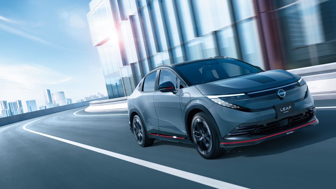 Nissan Leaf přijíždí ve verzi Nismo, místo koní nabral styl