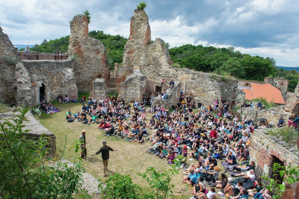Festival Boskovice zve na Ohm Square, produkci vydavatelství Polí5 i výstavu Josefa Koudelky