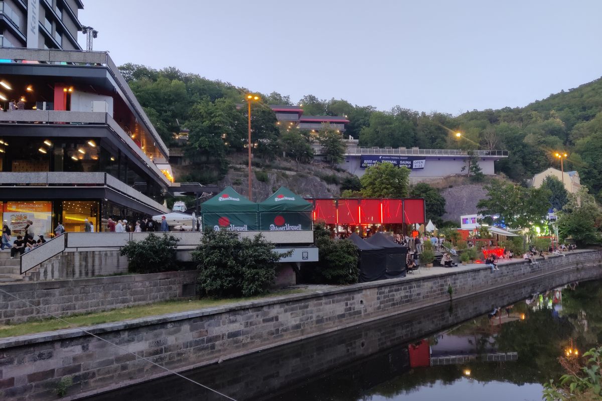 Obchodní inspekce na filmovém festivalu ve Varech rozdává pokuty ve velkém
