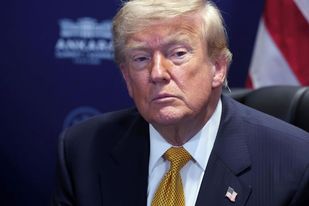 Příměří s Íránem skončilo, oznámil Trump