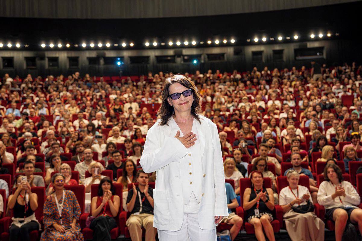 FOTO: Juliette Binocheová ve Varech doprovodila film Tři barvy: Modrá slzami