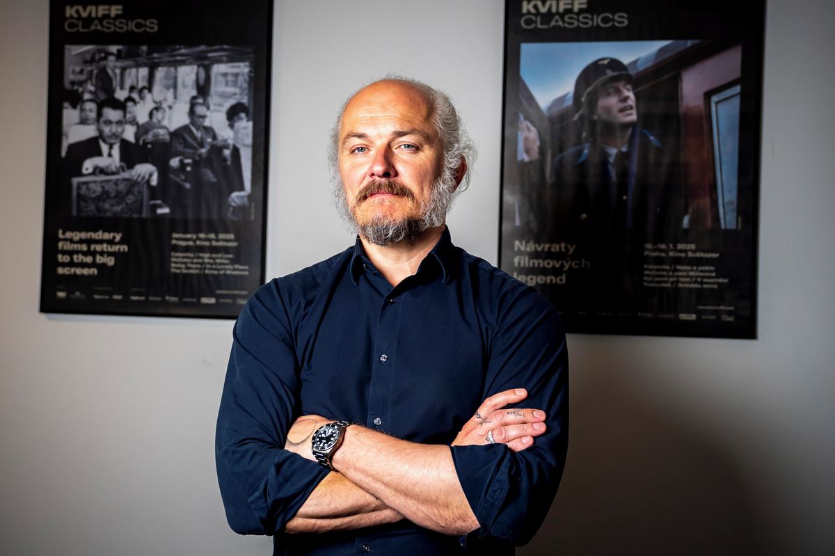 Divák nemůže být v rukou narcistního dramaturga, říká umělecký ředitel karlovarského festivalu Karel Och
