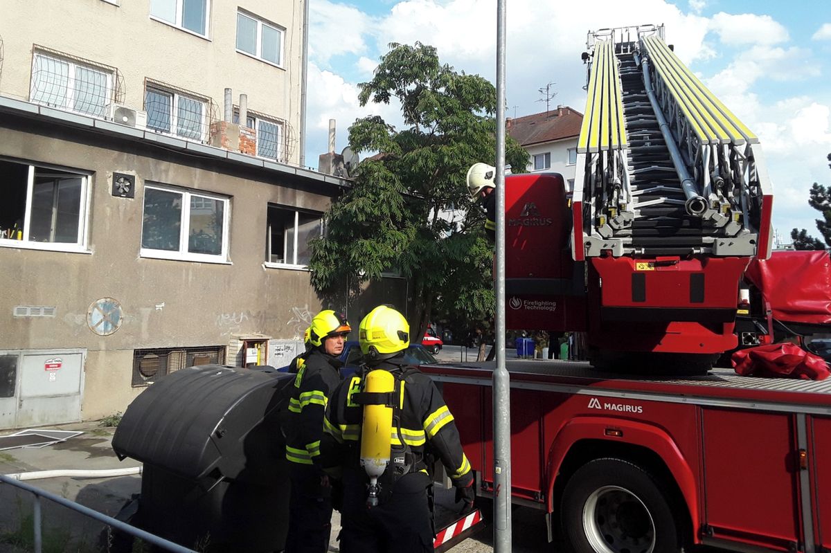 Oblíbené hodonínské bistro poničil požár od fritézy, škoda je téměř milion