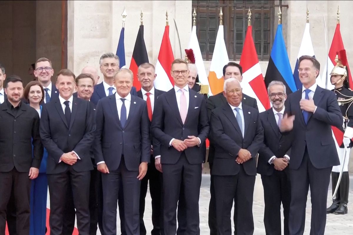 Babiš vyzval ke společné evropské protivzdušné obraně, Británii v ní nechce
