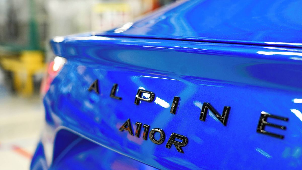 Alpine ukončil výrobu sporťáku A110, nová generace bude elektrická
