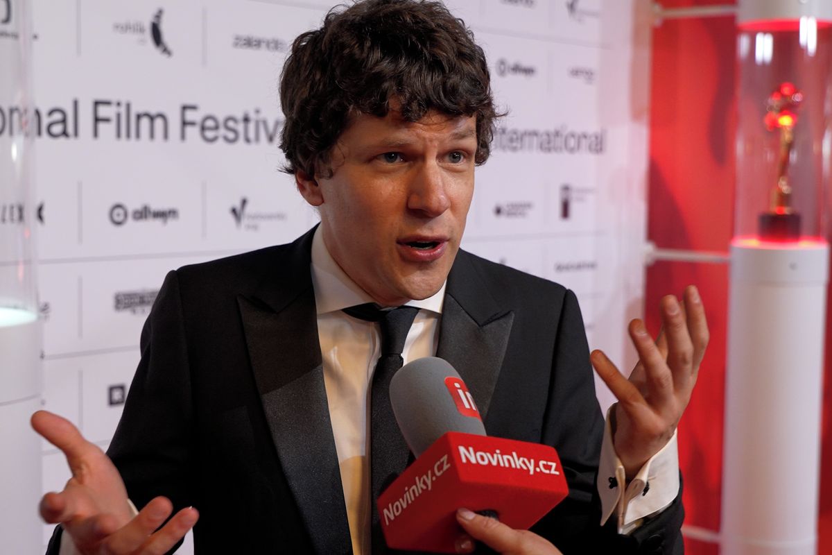 Jesse Eisenberg: Ve svých filmech nechci používat AI