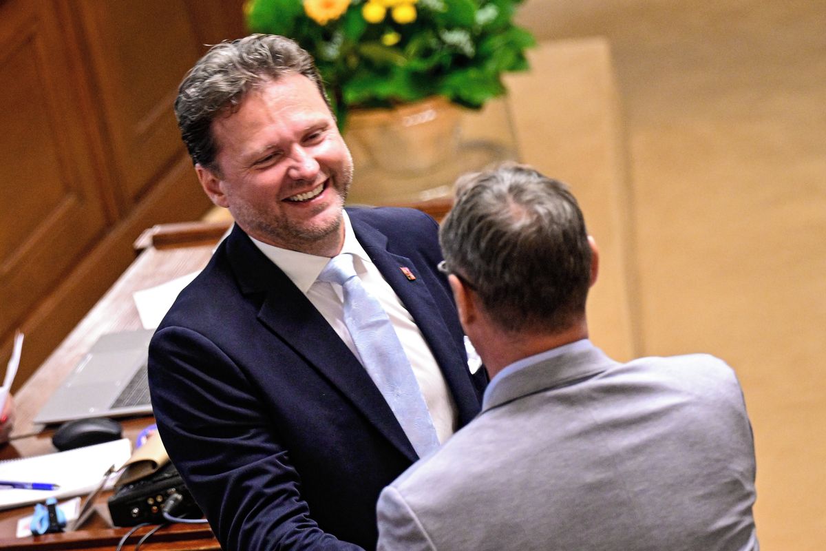 Zákaz alkoholu ve Sněmovně poslanci nechválili