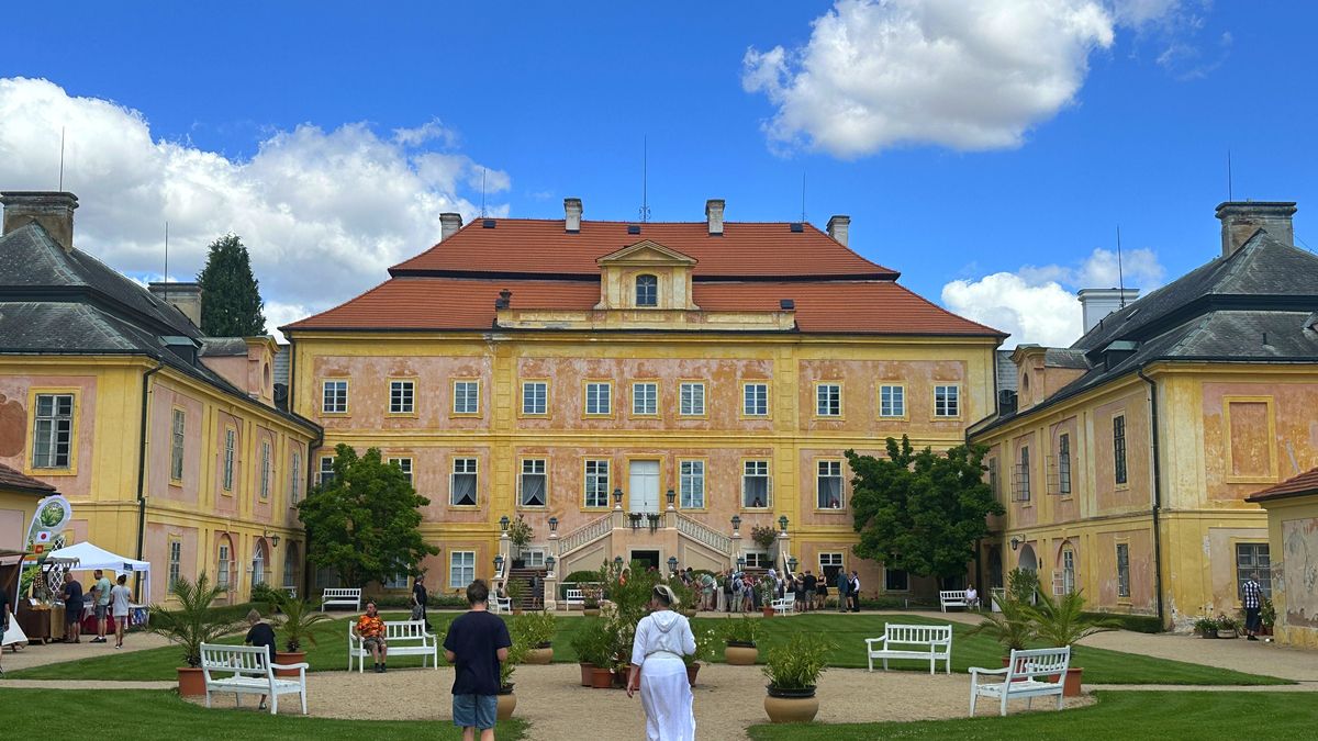 Zámek Krásný Dvůr ukazuje, jak se proměnil po návratu hraběte z kavalírské cesty
