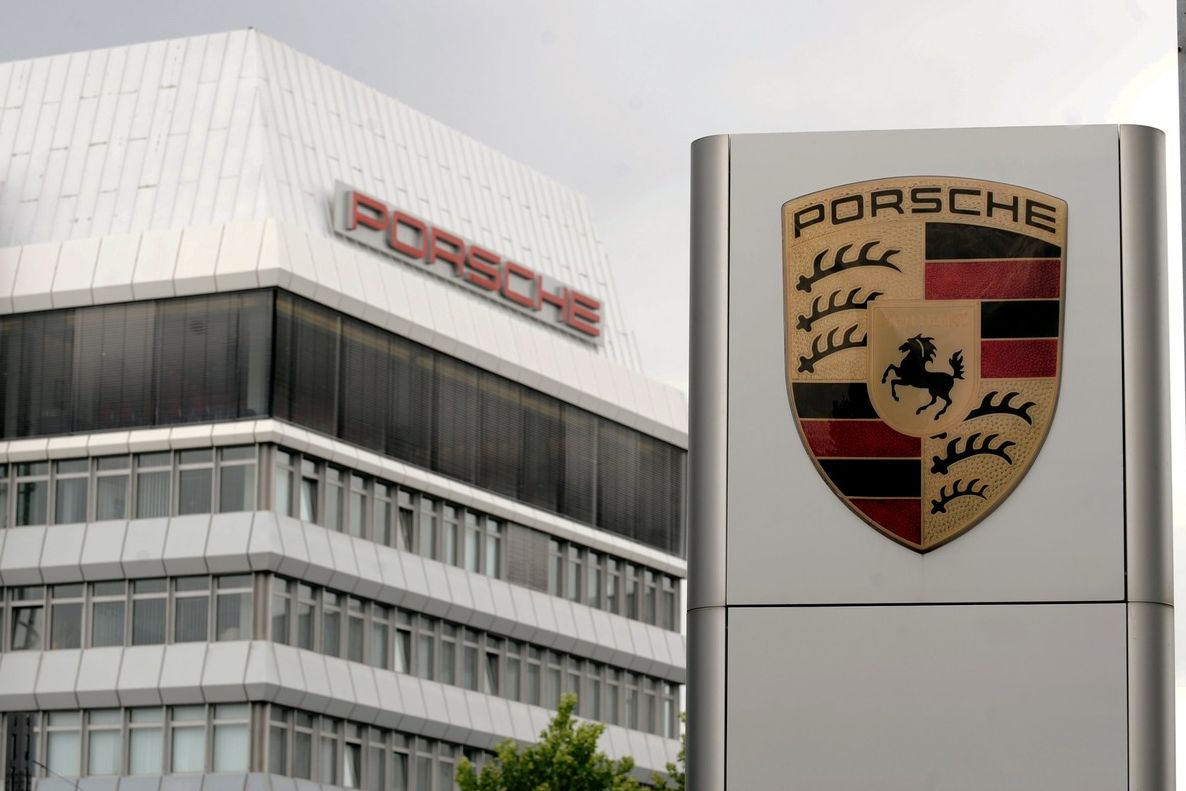 Automobilce Porsche letos výrazně klesly prodeje. Bude propouštět