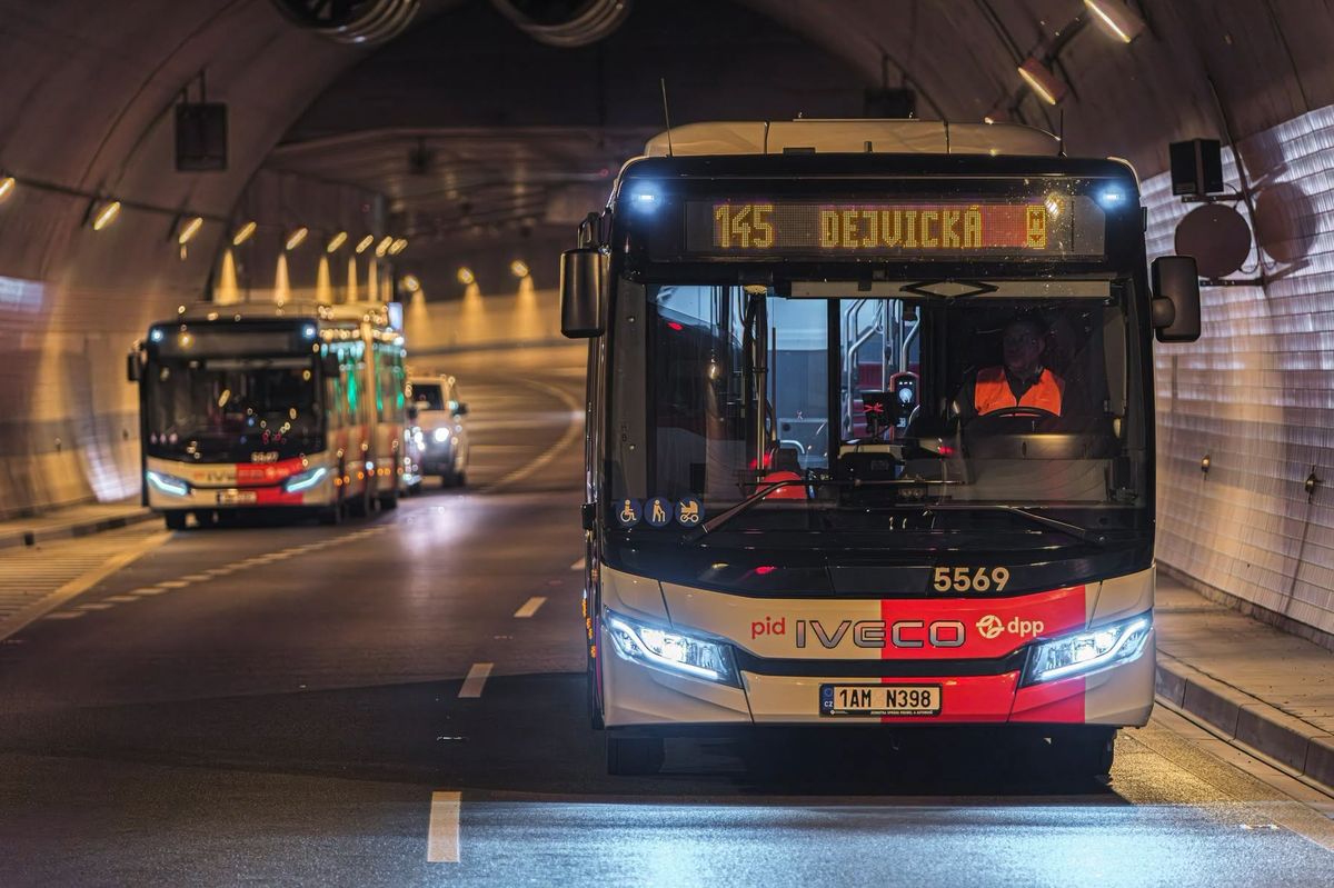Rychlejší MHD. Tunelem Blanka pojedou městské autobusy s cestujícími