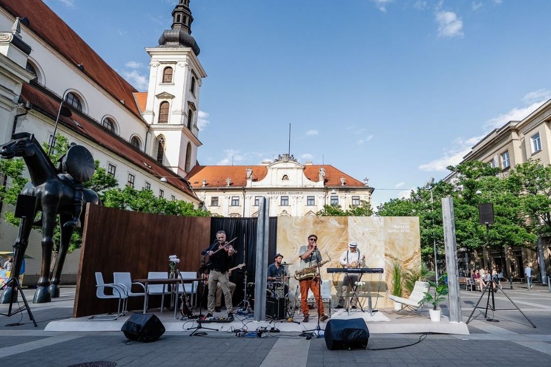 Festival Maraton hudby rozezní řadu míst v Brně. Chybět nebude ani táborák na Svoboďáku