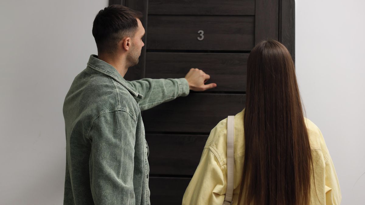 Co se stalo se sousedskými vztahy? Ochota si pomáhat tu je pořád, říkají odborníci