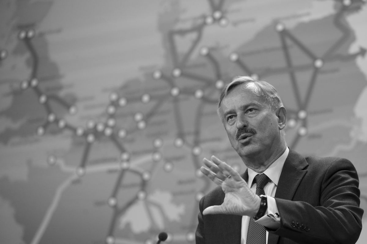 Zemřel bývalý eurokomisař Kallas