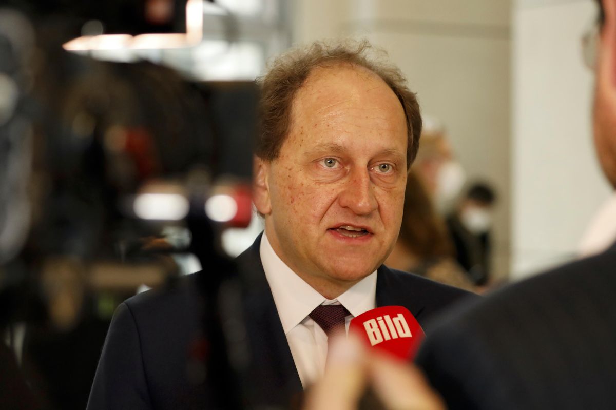 Putin je zcela při smyslech, fyzicky v dobré kondici, tvrdí bývalý německý velvyslanec v Moskvě