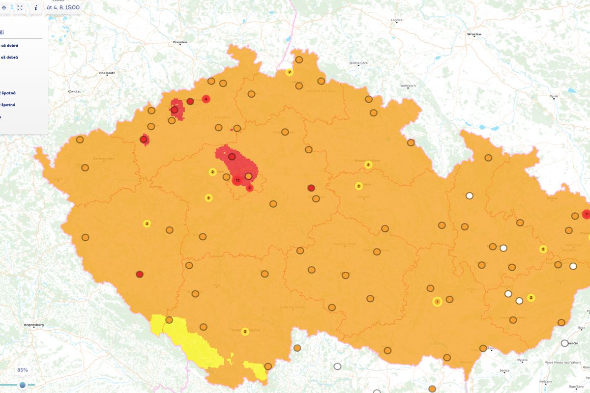 Ve středních, severních Čechách a v Praze je vyhlášena smogová situace