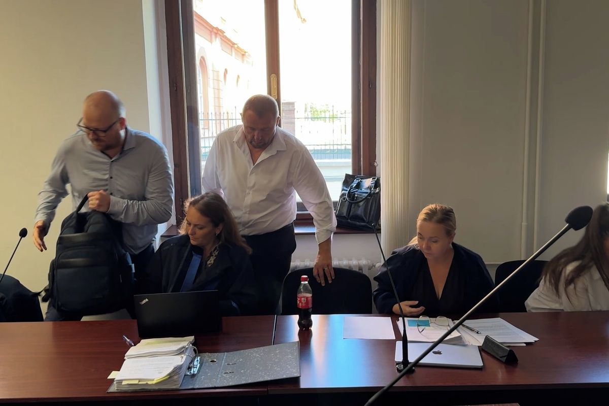 Kolumbijky z nevěstince na Plzeňsku vydělaly za hodinu sexu dva tisíce. Peníze musely odevzdat