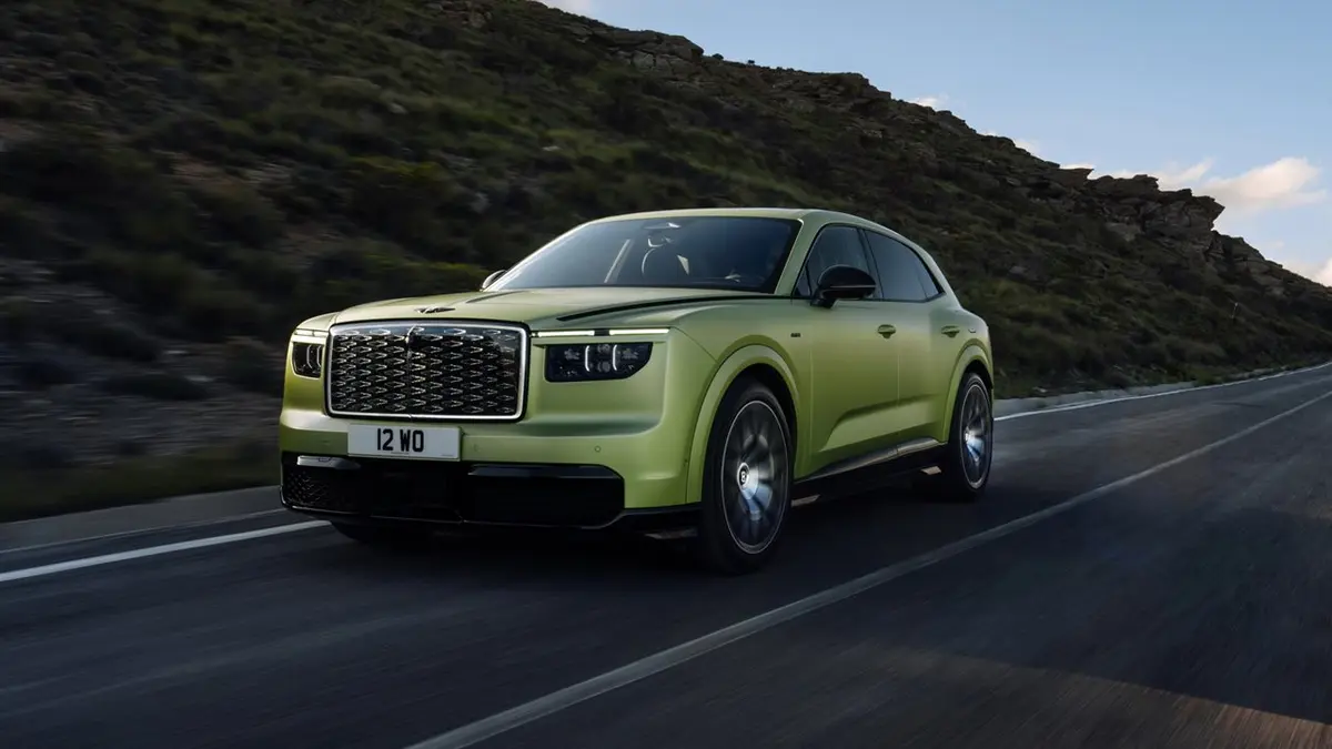 Bentley představuje svůj první elektromobil. SUV Torcal má 888 koní a unikátní styl