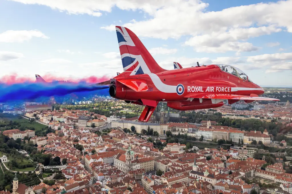 Stíhačky RAF Red Arrows zrušily přelet nad Prahou