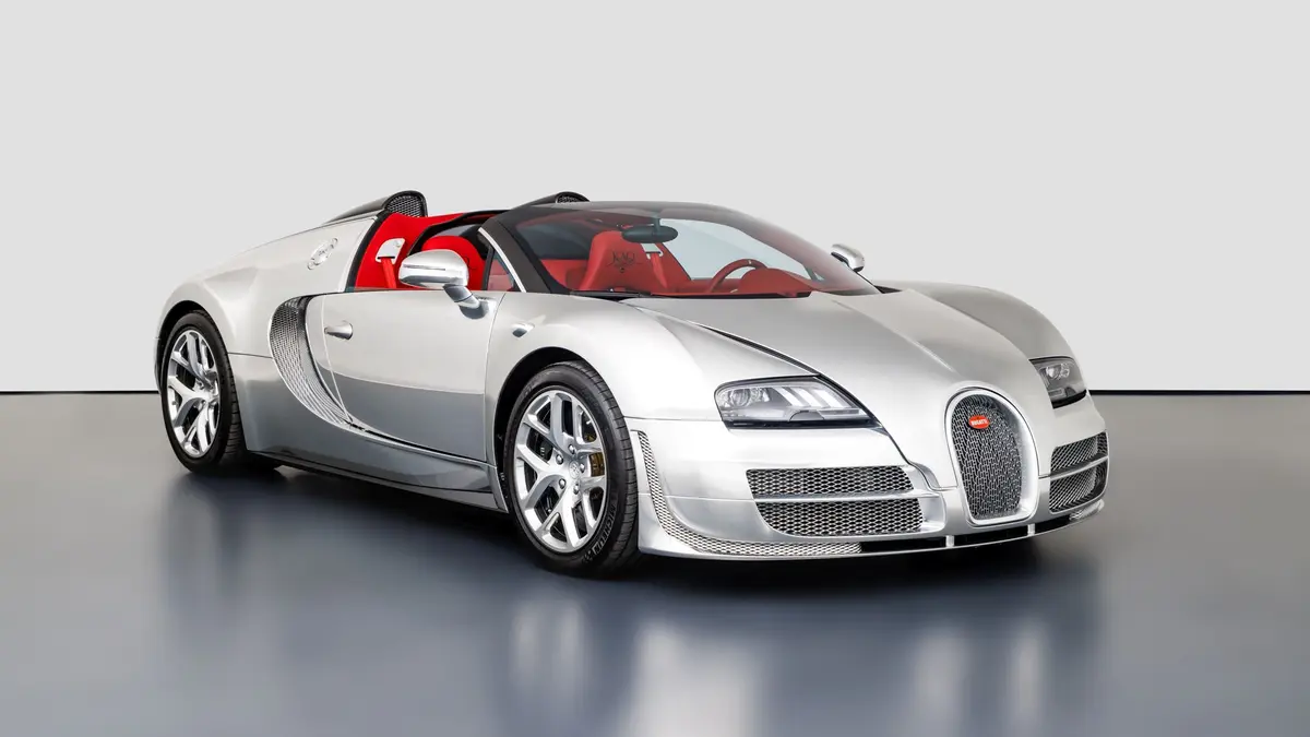 Unikátní hliníkové Bugatti Veyron zamířilo do sbírky Fernanda Alonsa