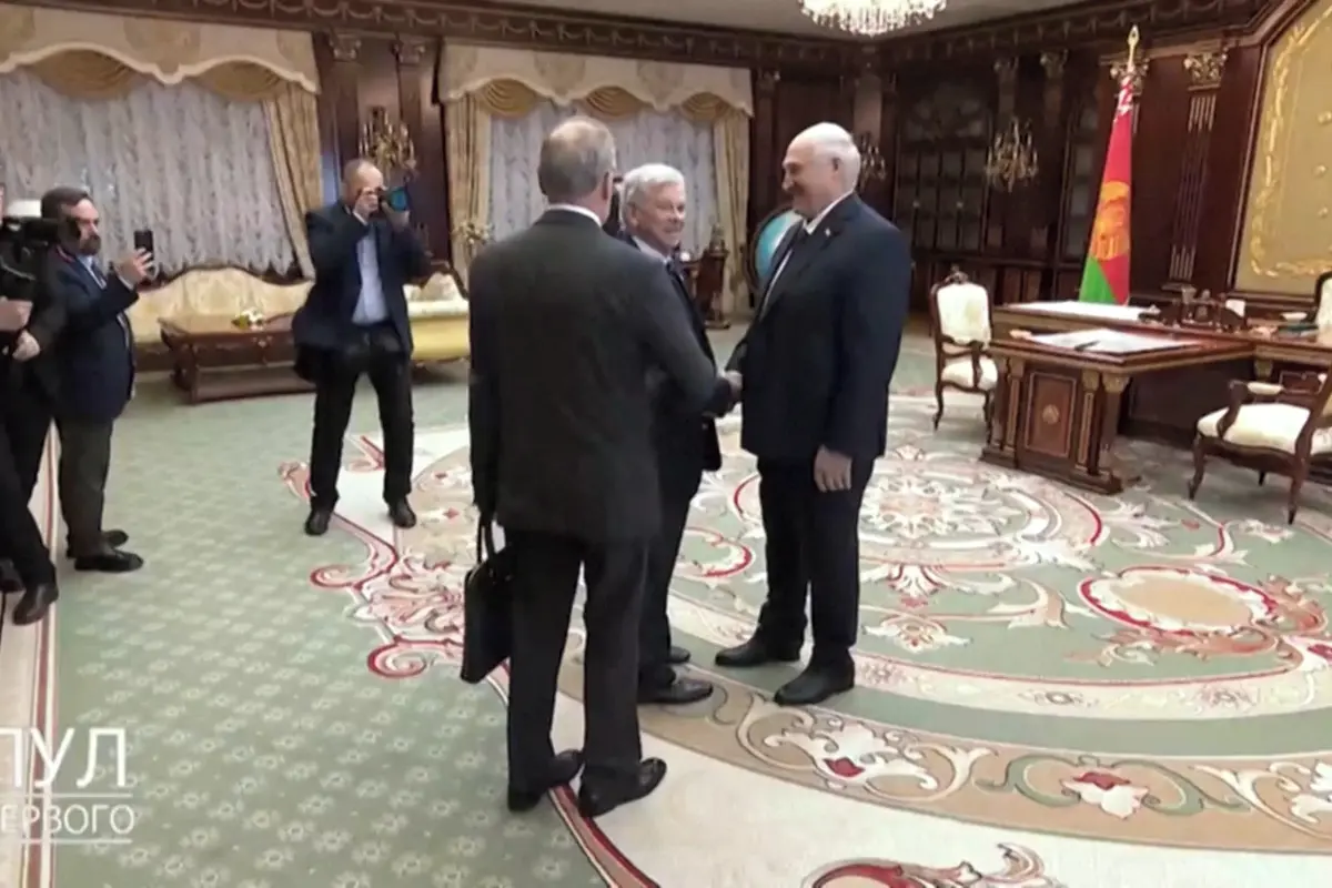 Trumpův vyslanec dorazil za Lukašenkem