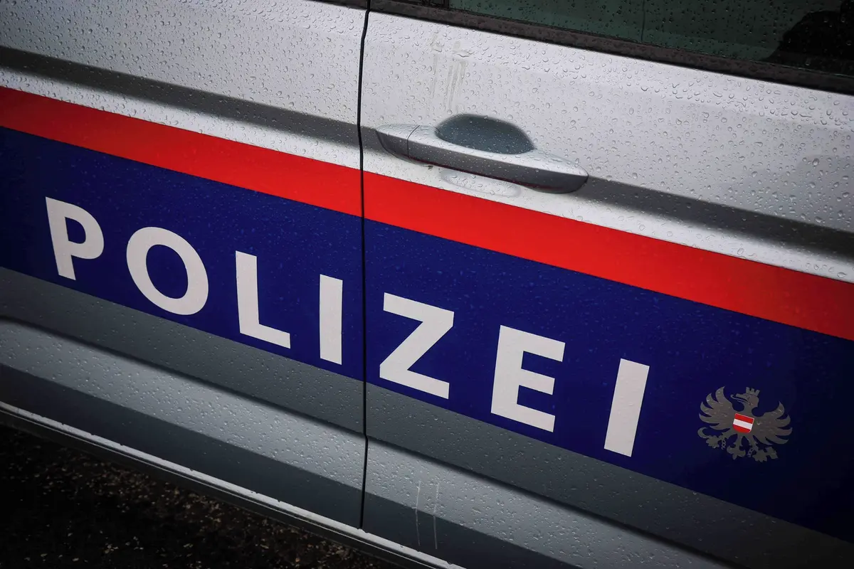 Otřesný případ v Rakousku: Muž se sousedem zdrogoval a znásilnil manželku, zemřela