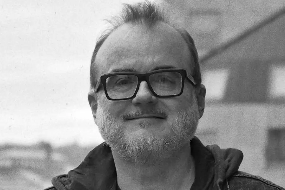 Zemřel básník a disident Milan Ohnisko