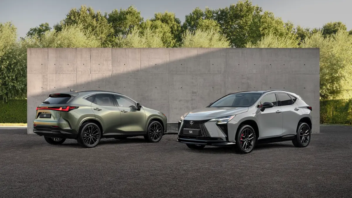 Lexus NX prošel modernizací, nabídne novou kabinu i pohon