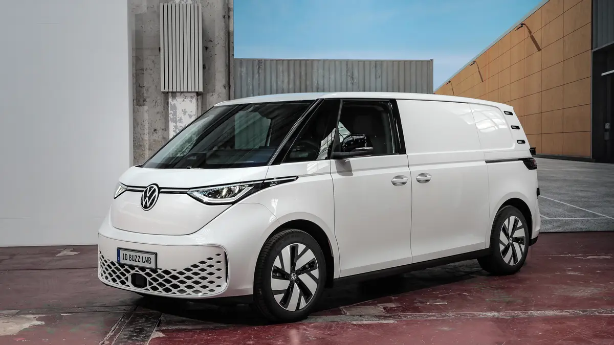 VW ID. Buzz uveze ještě víc, užitková verze dostává delší rozvor