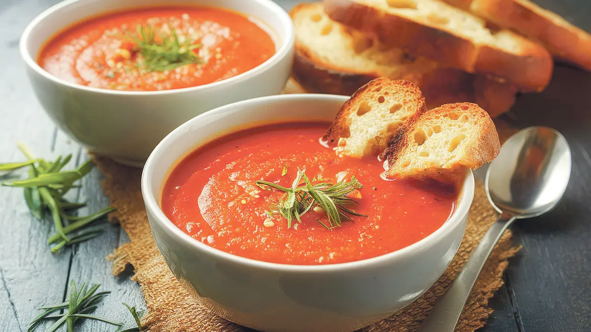 Recept na krémovou polévku z pečených rajčat a paprik
