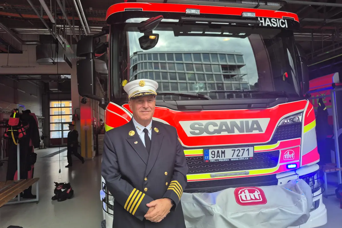 Letecký benzín a smrt. Velitel hasičů z 11. září v Praze vzpomínal na peklo u „dvojčat“ v New Yorku