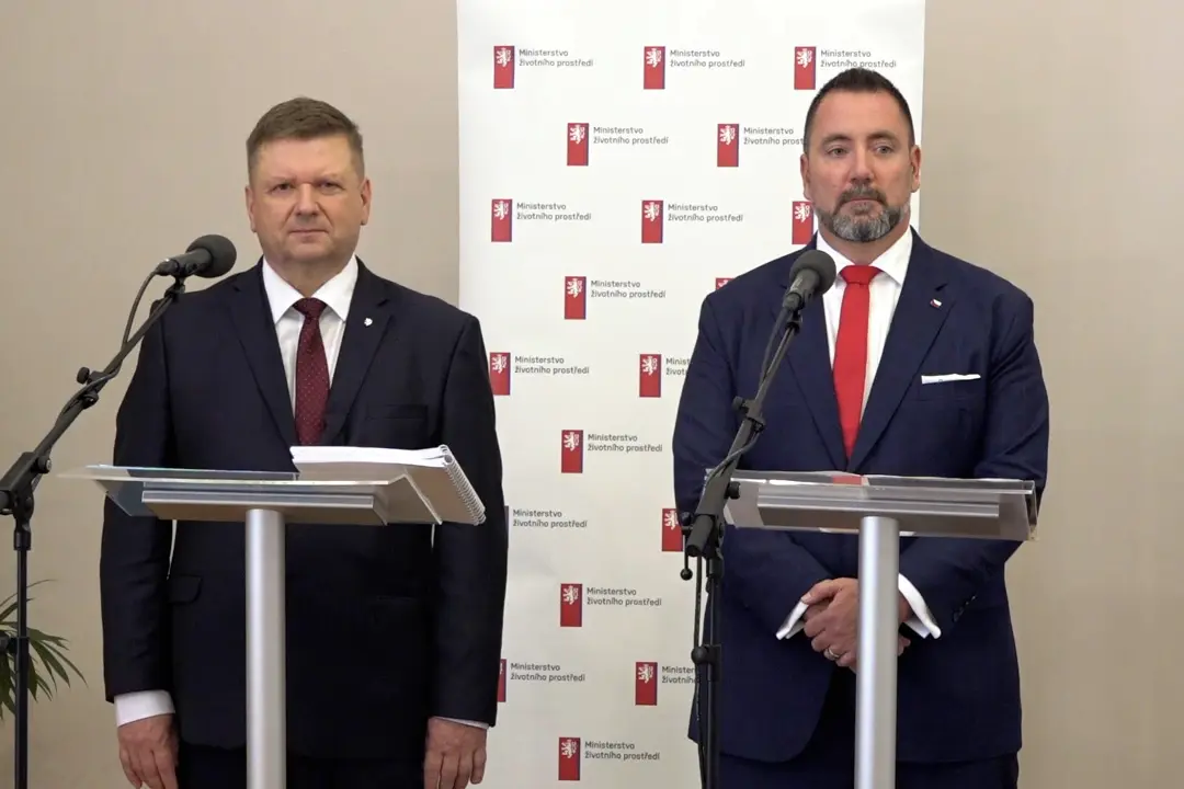 Ministr Červený označil únik toxických látek na Šumavě za přírodní katastrofu