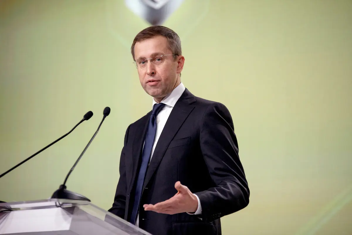 Ukrajinské státní finance se přibližují ke kritickému bodu, varuje ukrajinský premiér