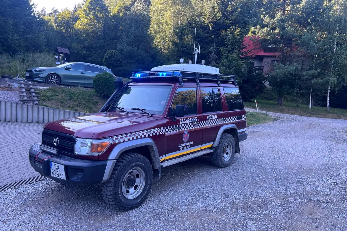 Ležel pod vyhlídkou. Ve Slovenském ráji přišel o život 50letý muž