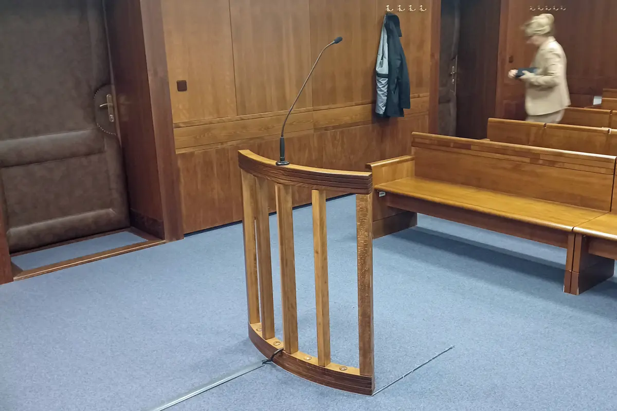 Soudci Přibylovi z Uherského Hradiště snížil kárný senát už podruhé plat