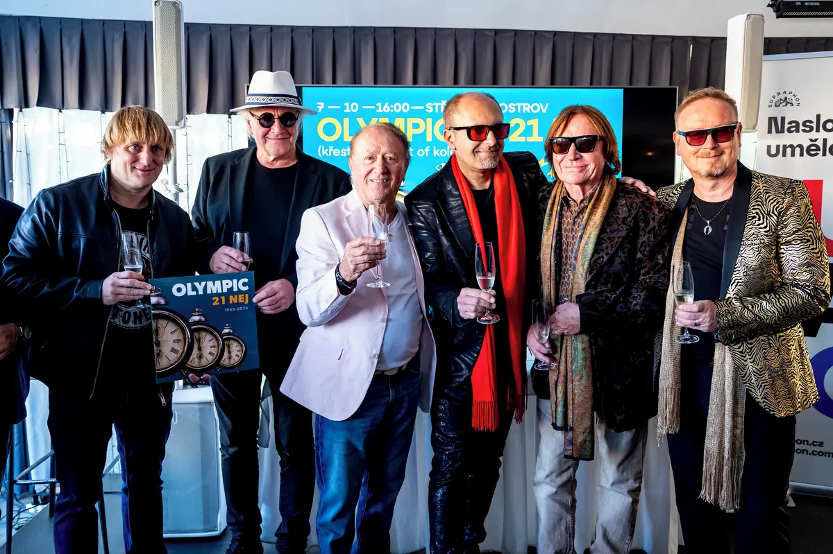 Fotku s Rolling Stones nesmíme zveřejnit, řekl Petr Janda na křtu alba a klipu Olympiku